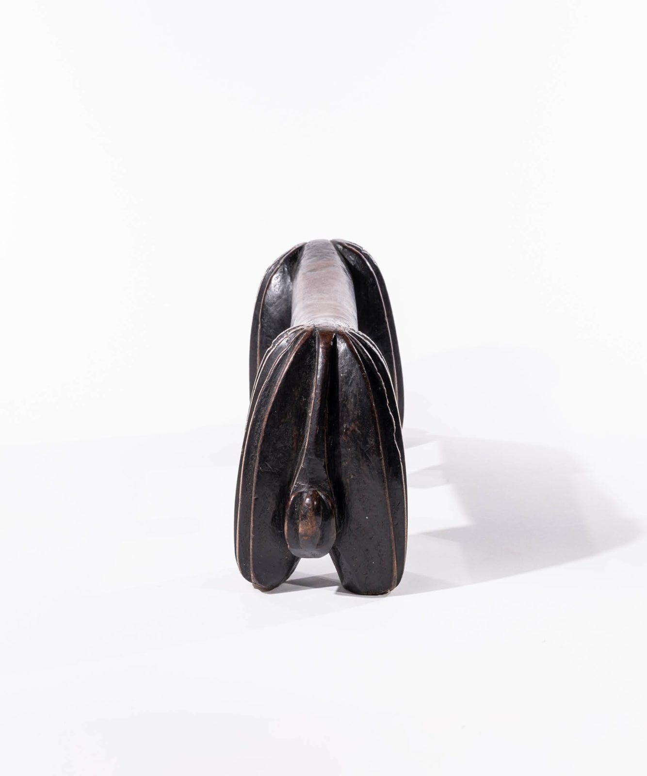 The Bull, Headrest, Anonymous Nguni artist, Wood, Duende Art Projects
