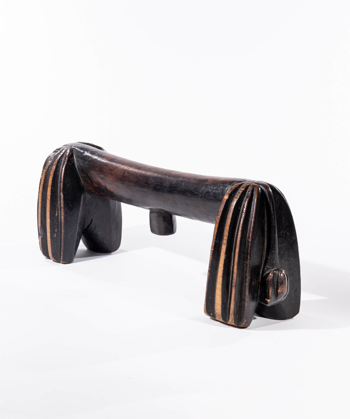 The Bull, Headrest, Anonymous Nguni artist, Wood, Duende Art Projects