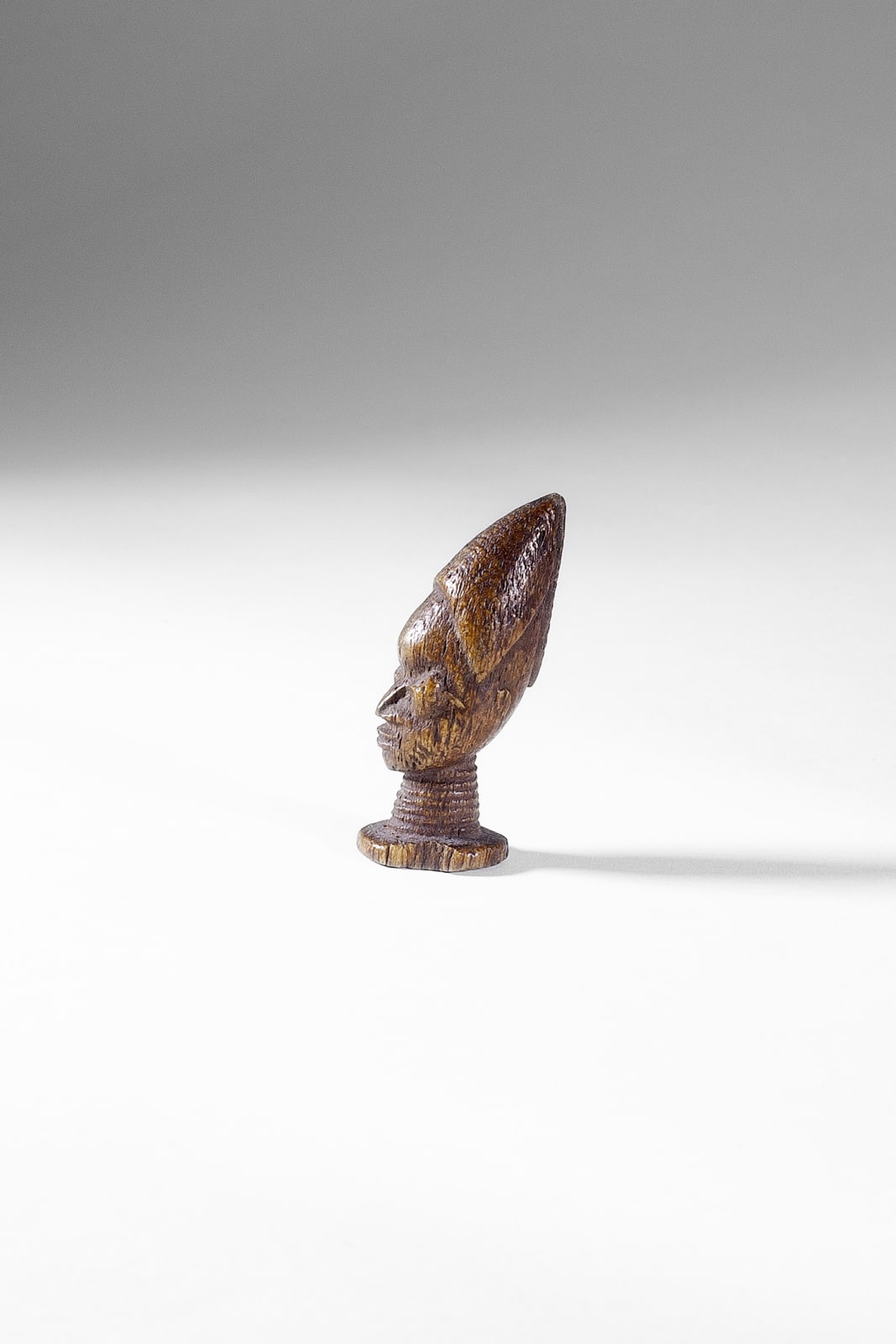 Yoruba Divination head for ifa (“lori ikin”)