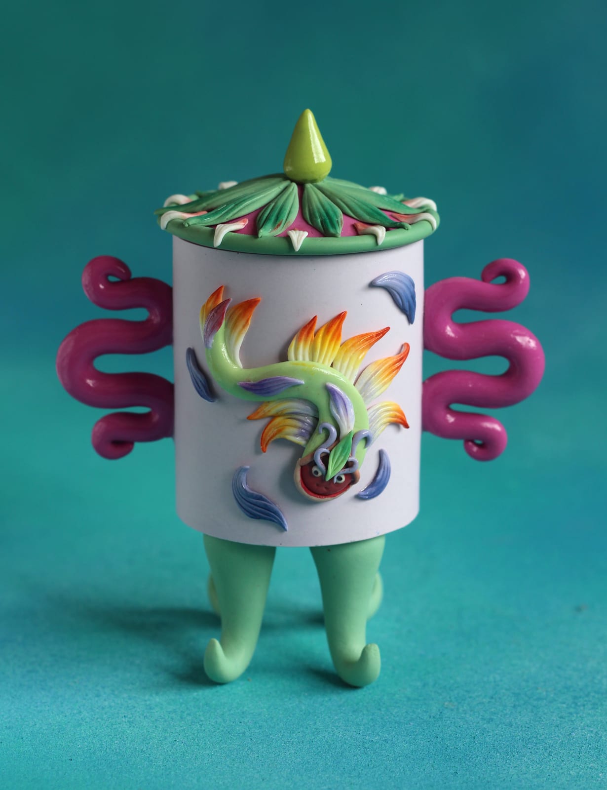 Hannah Lim, Fiery Xixi-Fish Snuff Bottle, 2023