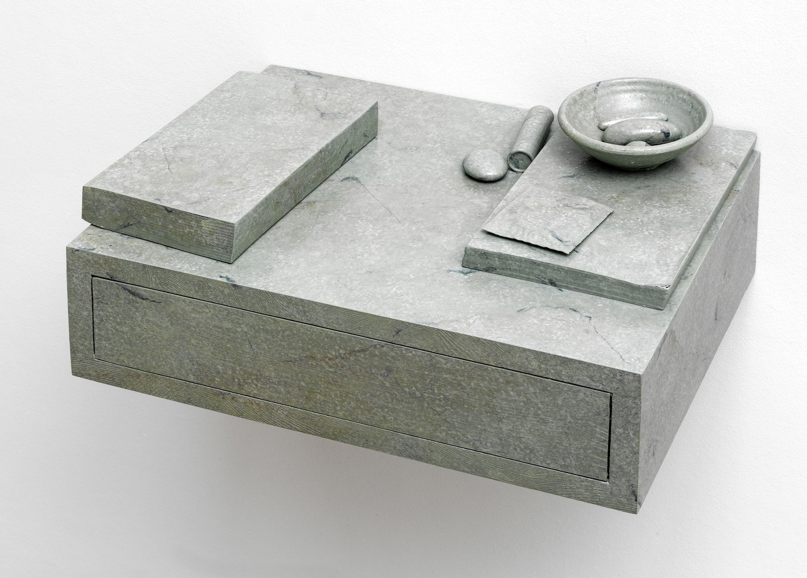 Maja Klaassens, Nightstand (7), 2025