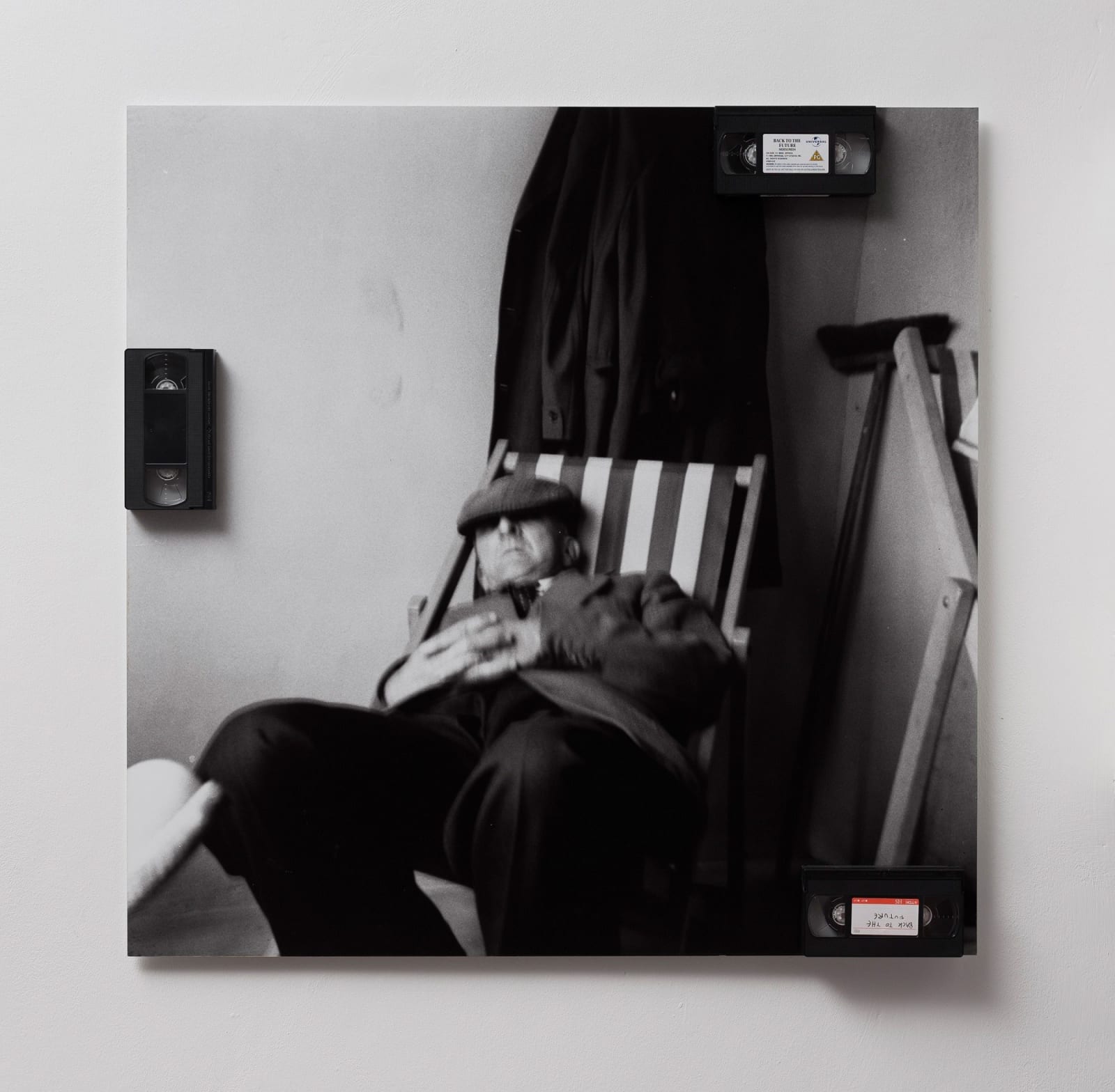 Jonathan Monk, Back to the Future, a copy of Back to the future and a blank tape over Sleep, 2015