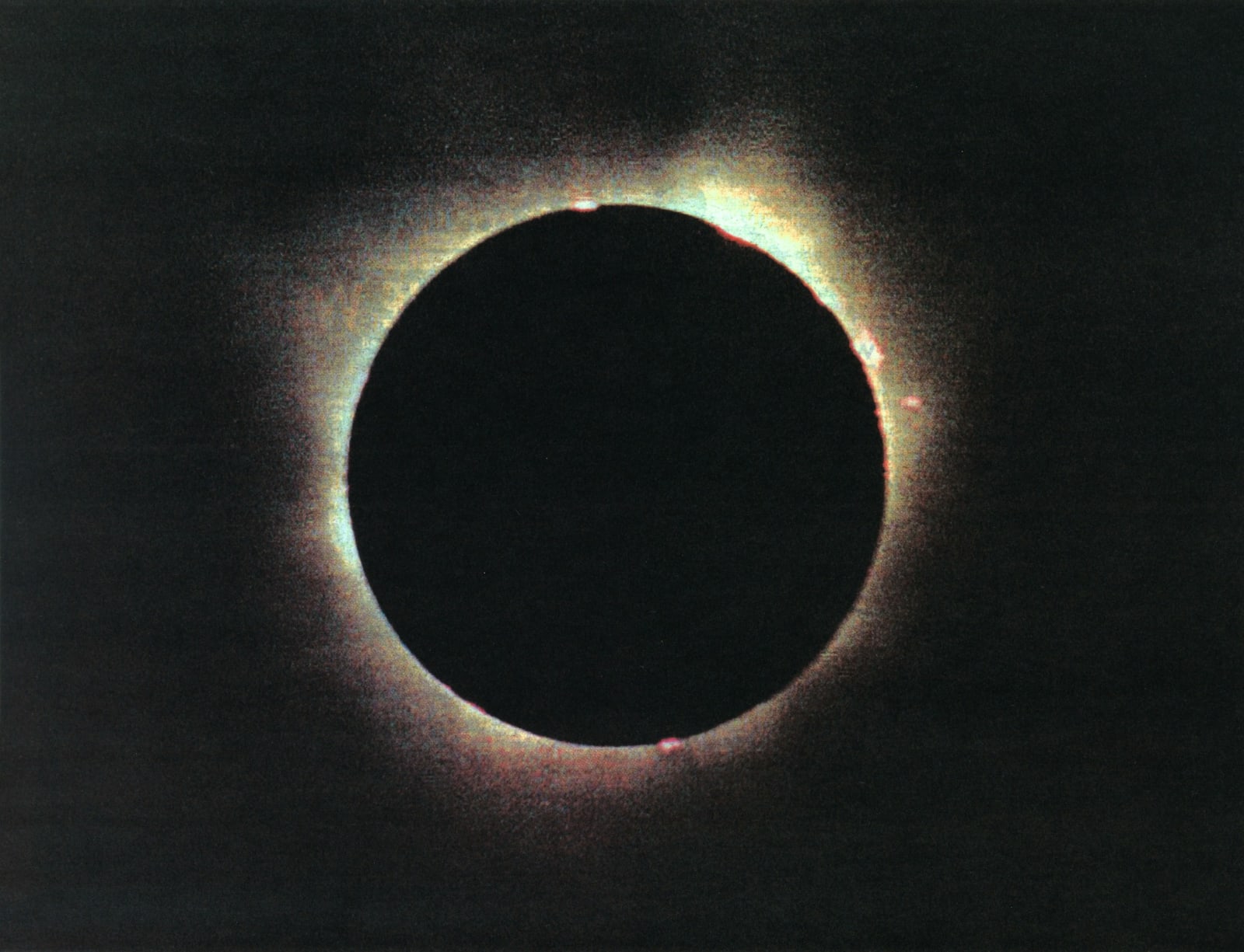 Douglas Gordon, Sun from August 12, 1999, 2011