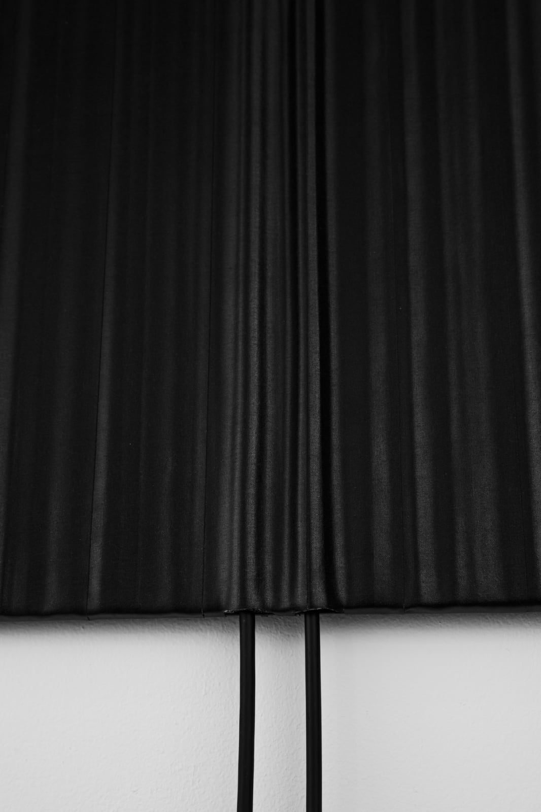 Naama Tsabar, Suspension (Intimacy #1), 2023