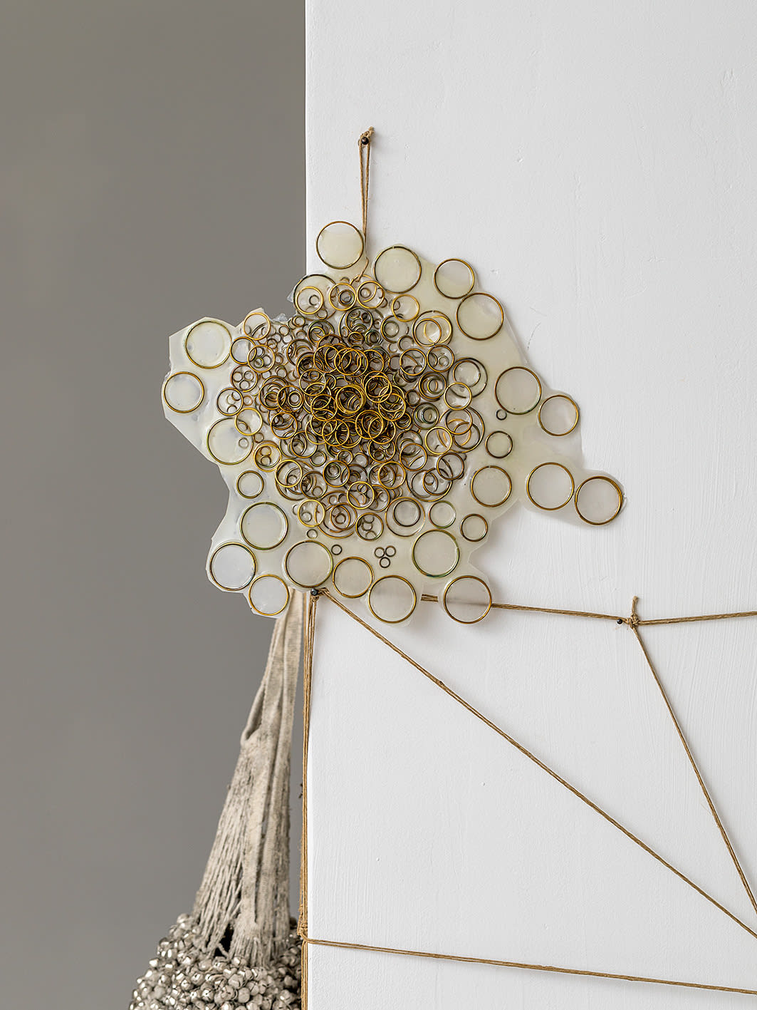 Etti Abergel, Transparent I - I שקוף, 2019