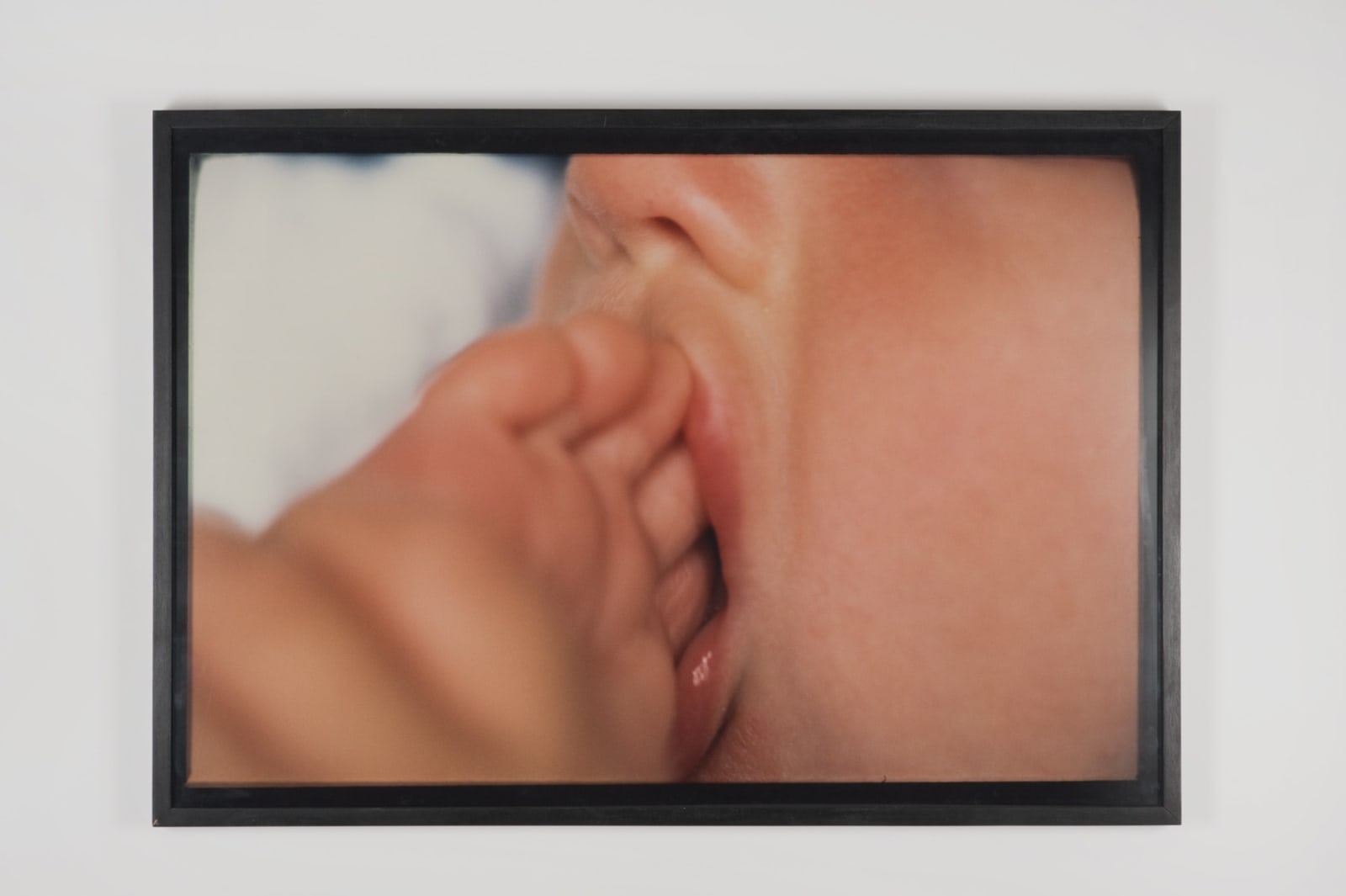 Douglas Gordon, Croque morts (E), 2000