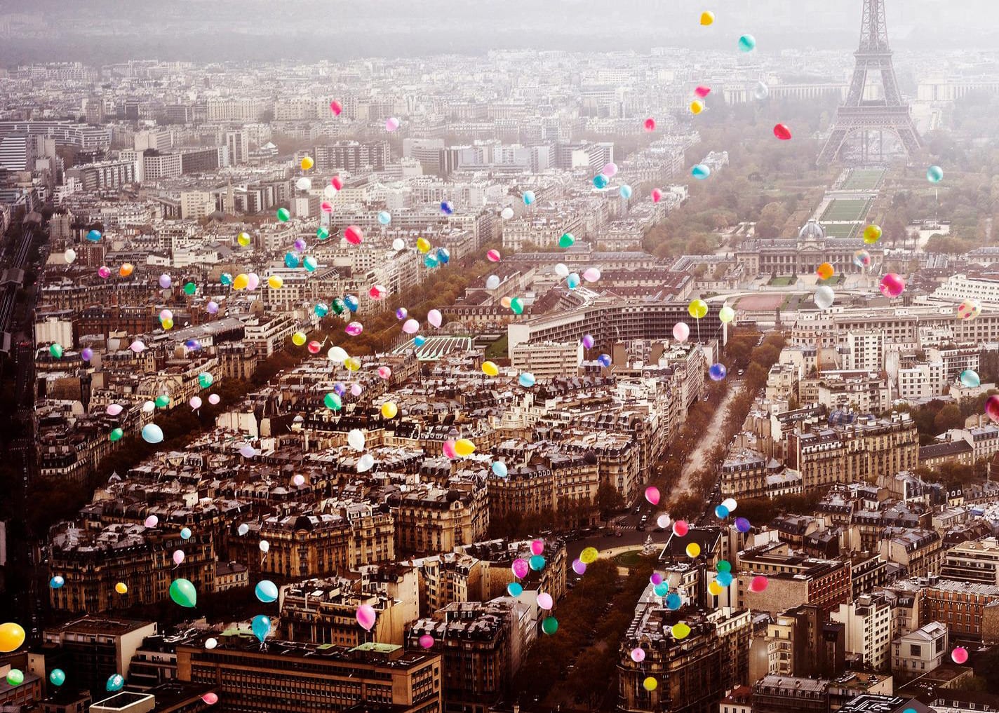 David Drebin, Balloons Over Paris Diamond Dust, 2020