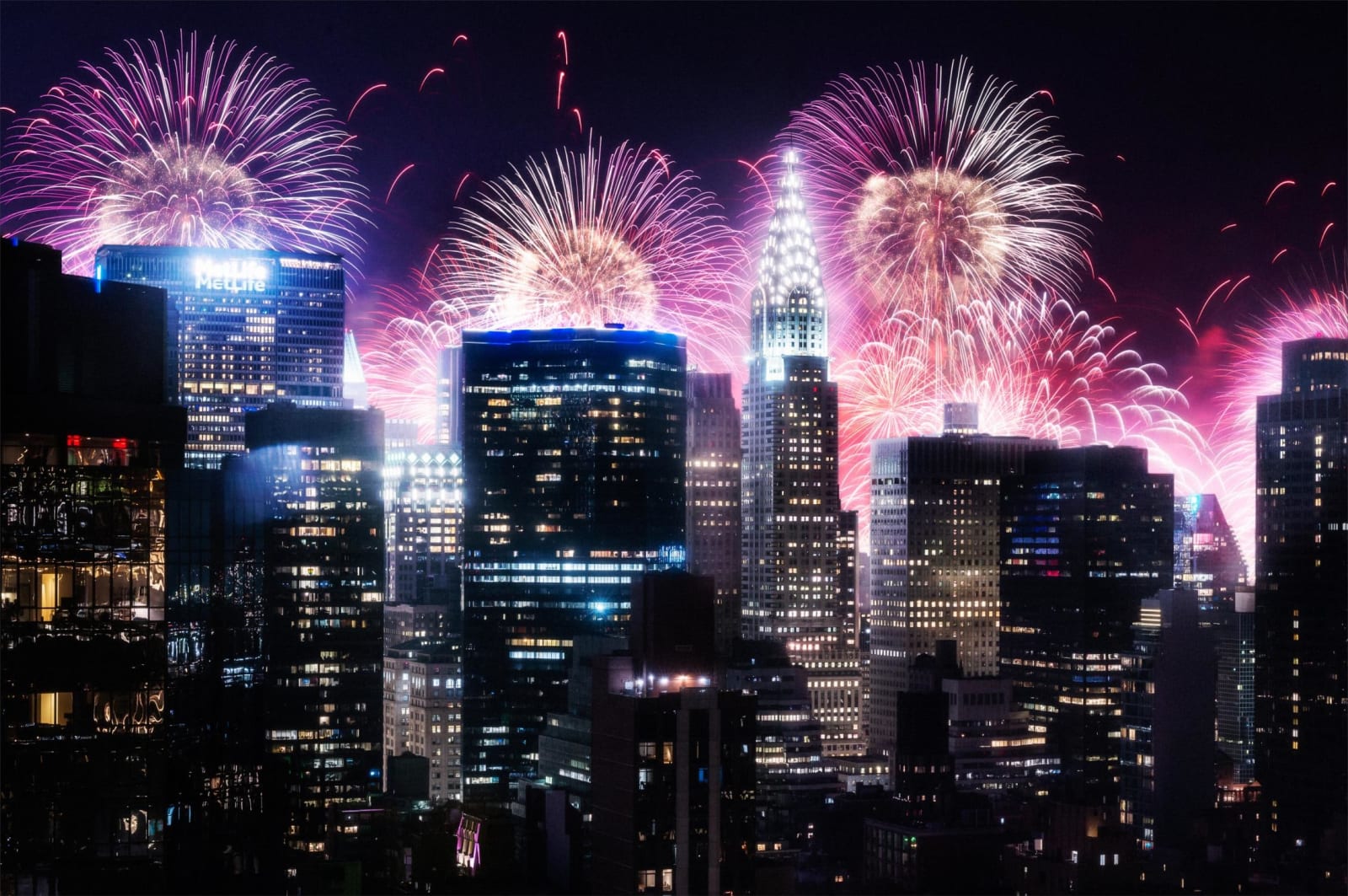 David Drebin, Sleepless in New York, 2022