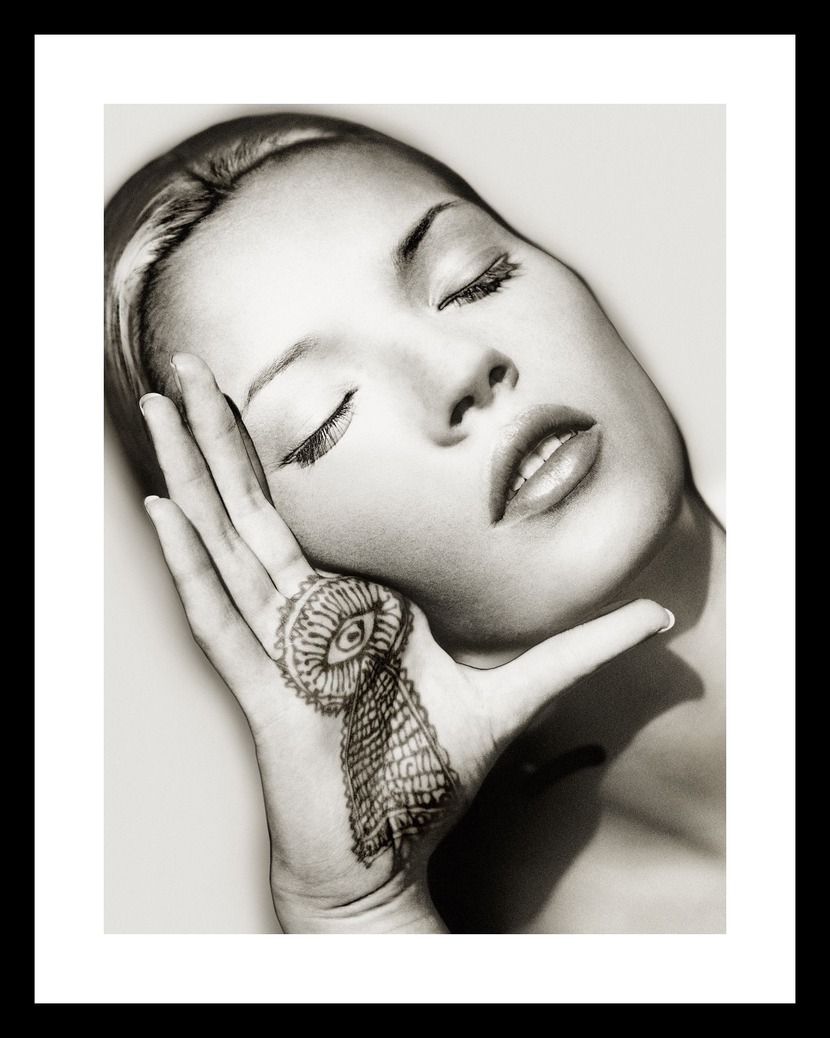 Albert Watson, Sun & Henna, Marrakech, 1993
