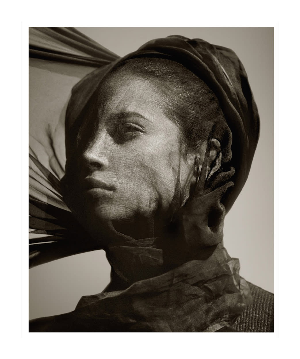 Albert Watson, Christy Turlington, Luxor, 1987