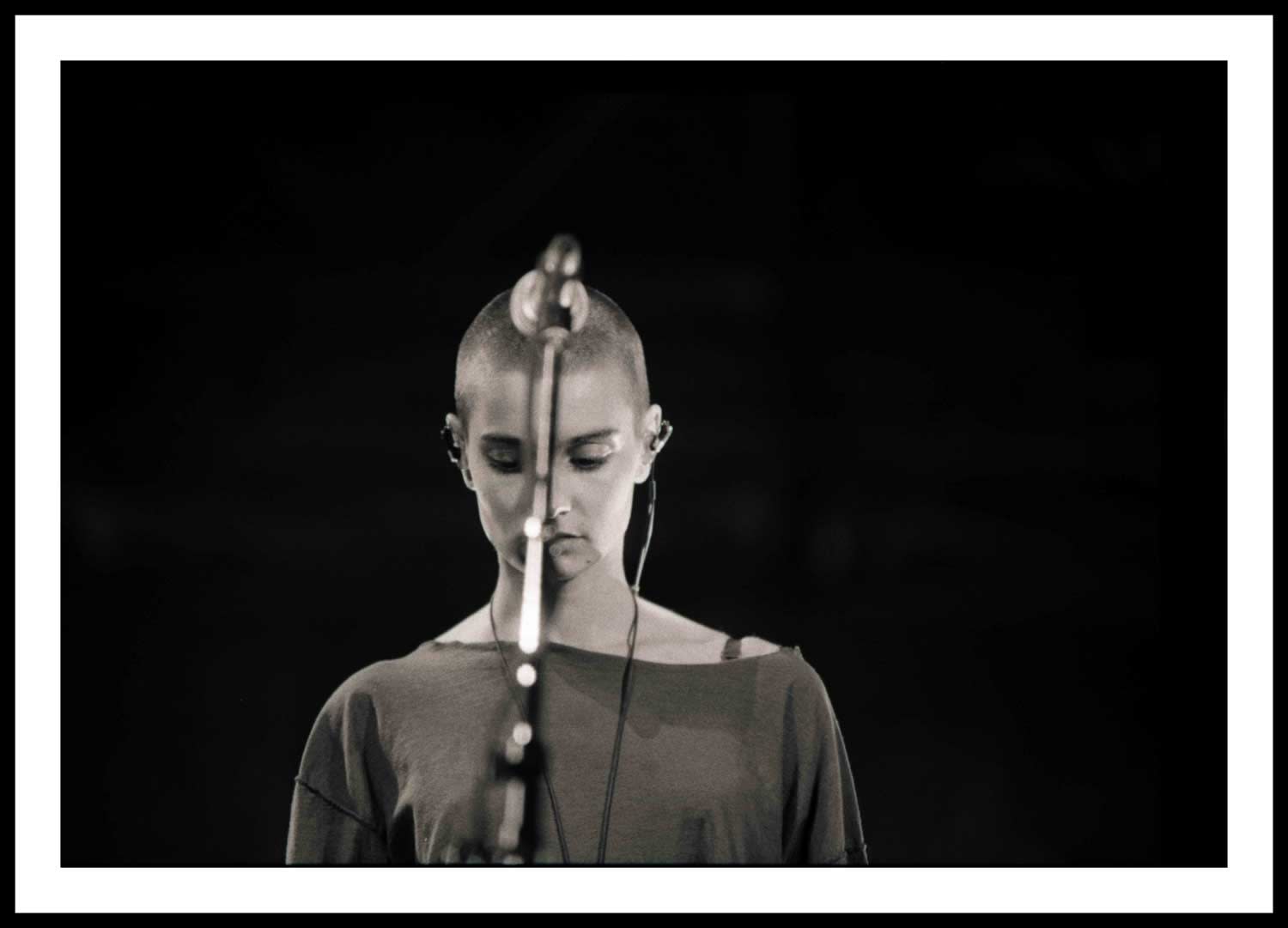 Albert Watson, Sinéad O'Connor, Berlin, 1990 | Echo Fine Arts