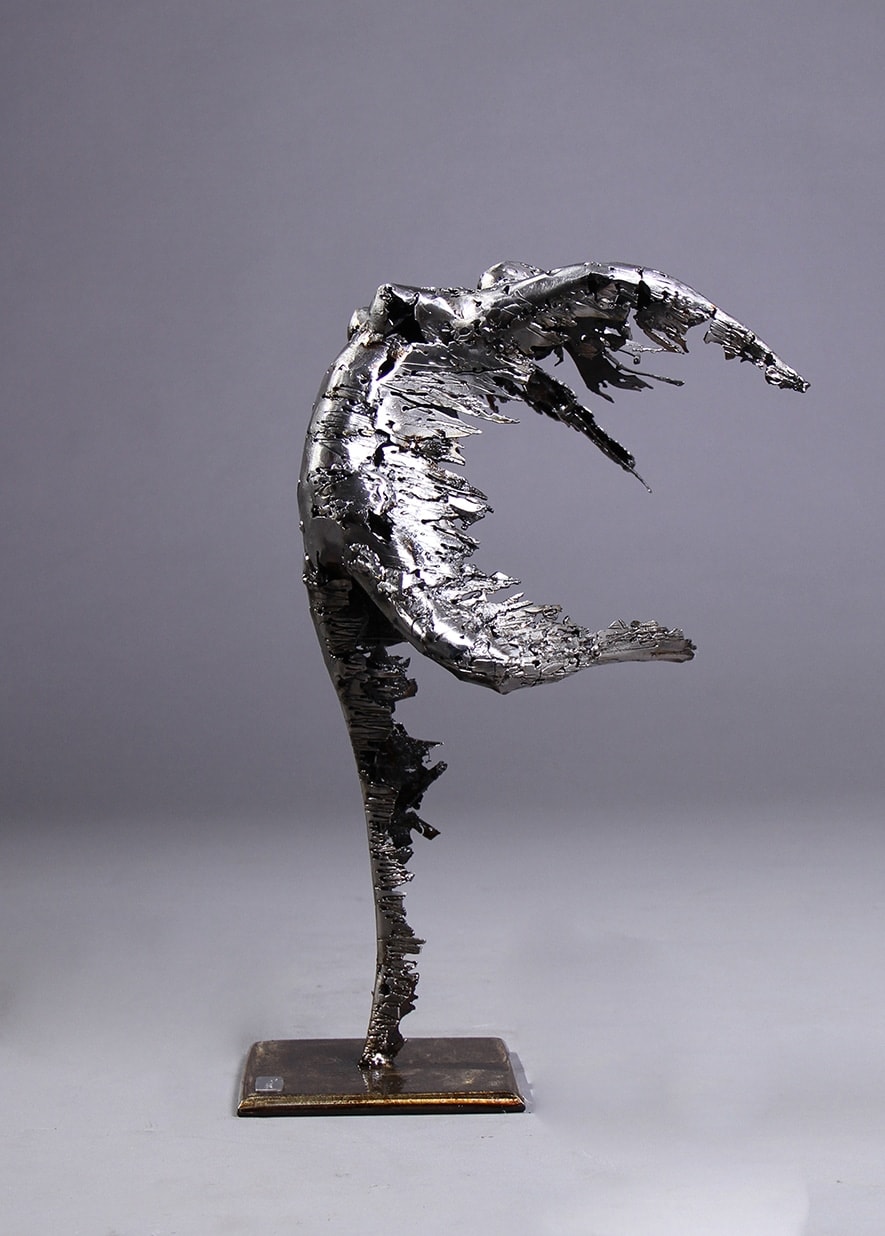Nimrod Messeg, Olivia