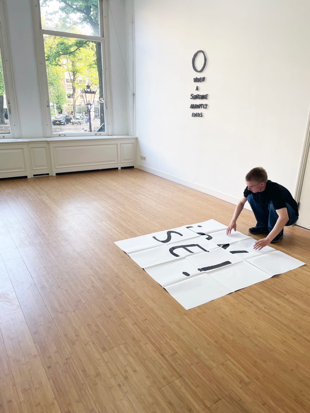 Dora Garcia, Révolution, 2001