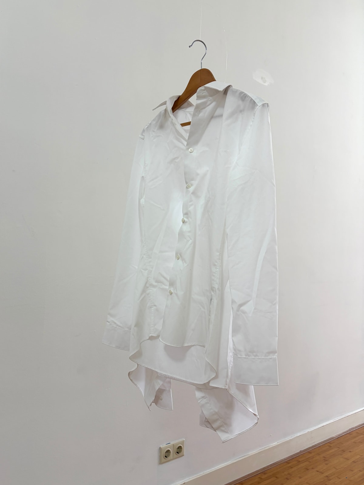 L. A. Raeven, Twounity , 2025