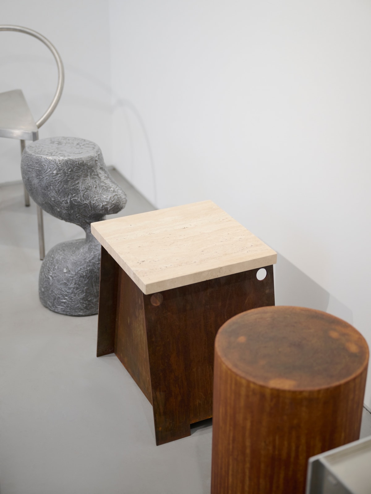 Lyu Nam Gwon 유남권, 지태칠기 Jitaechilgi Round Stool