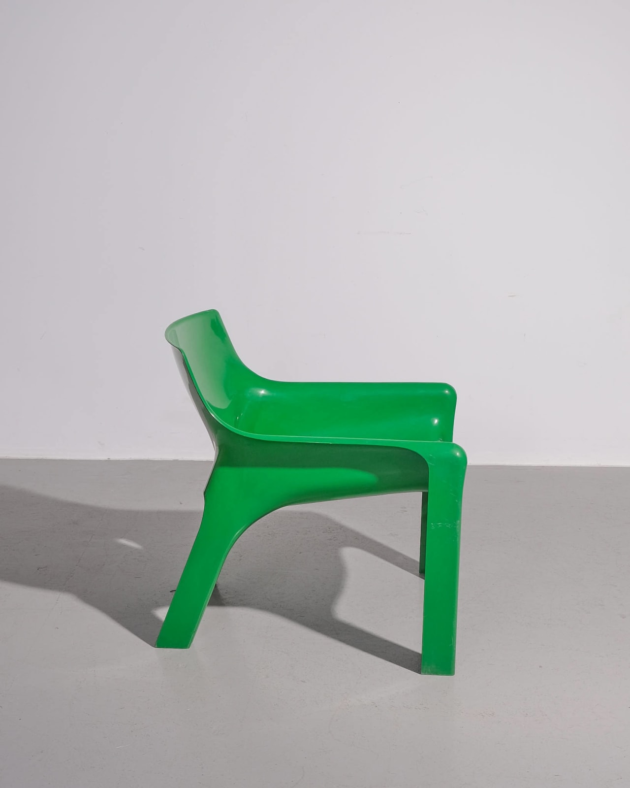Vico Magistretti, Green 'Vicario' Lounge Chair