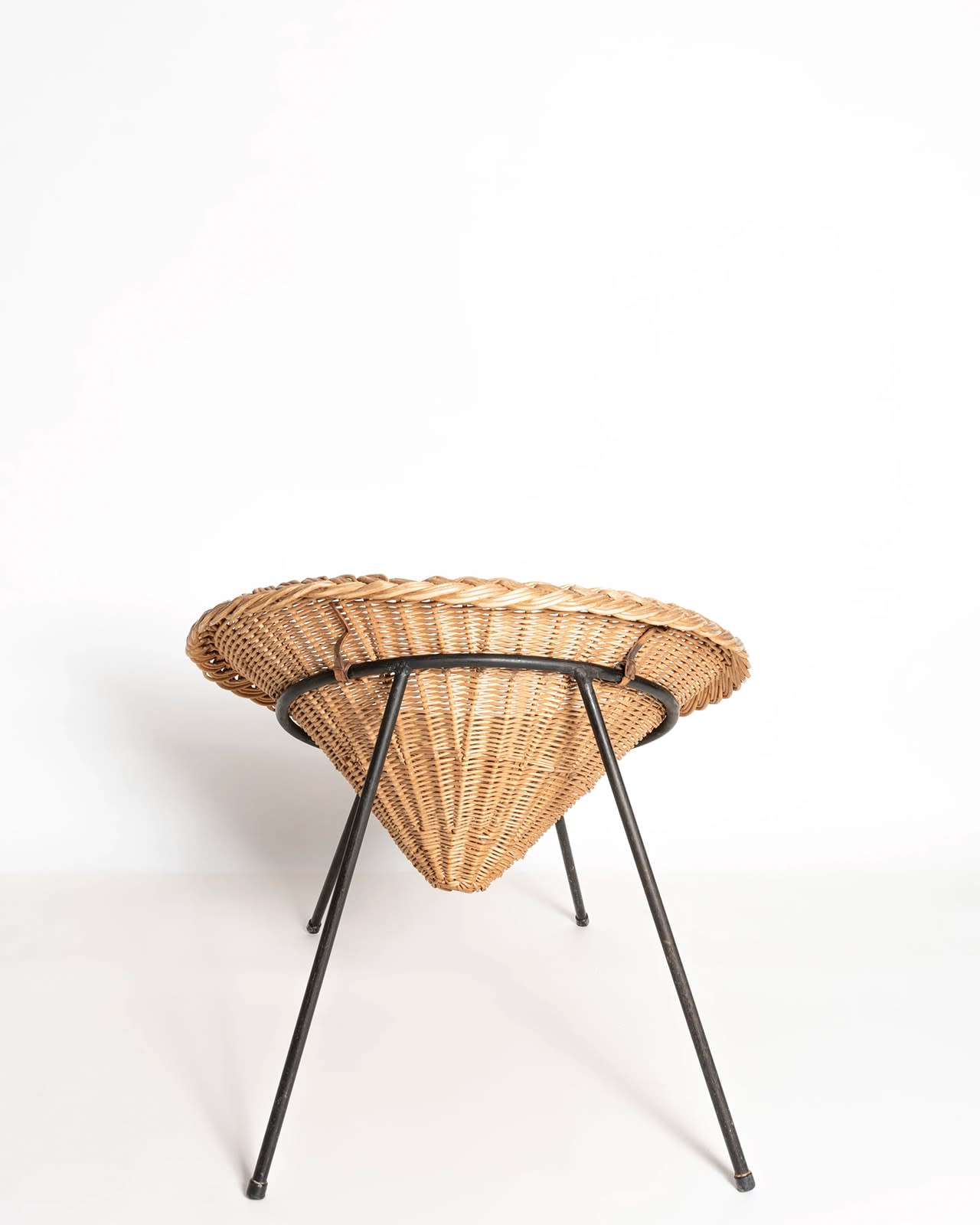 20th Century European, Wicker basket chair