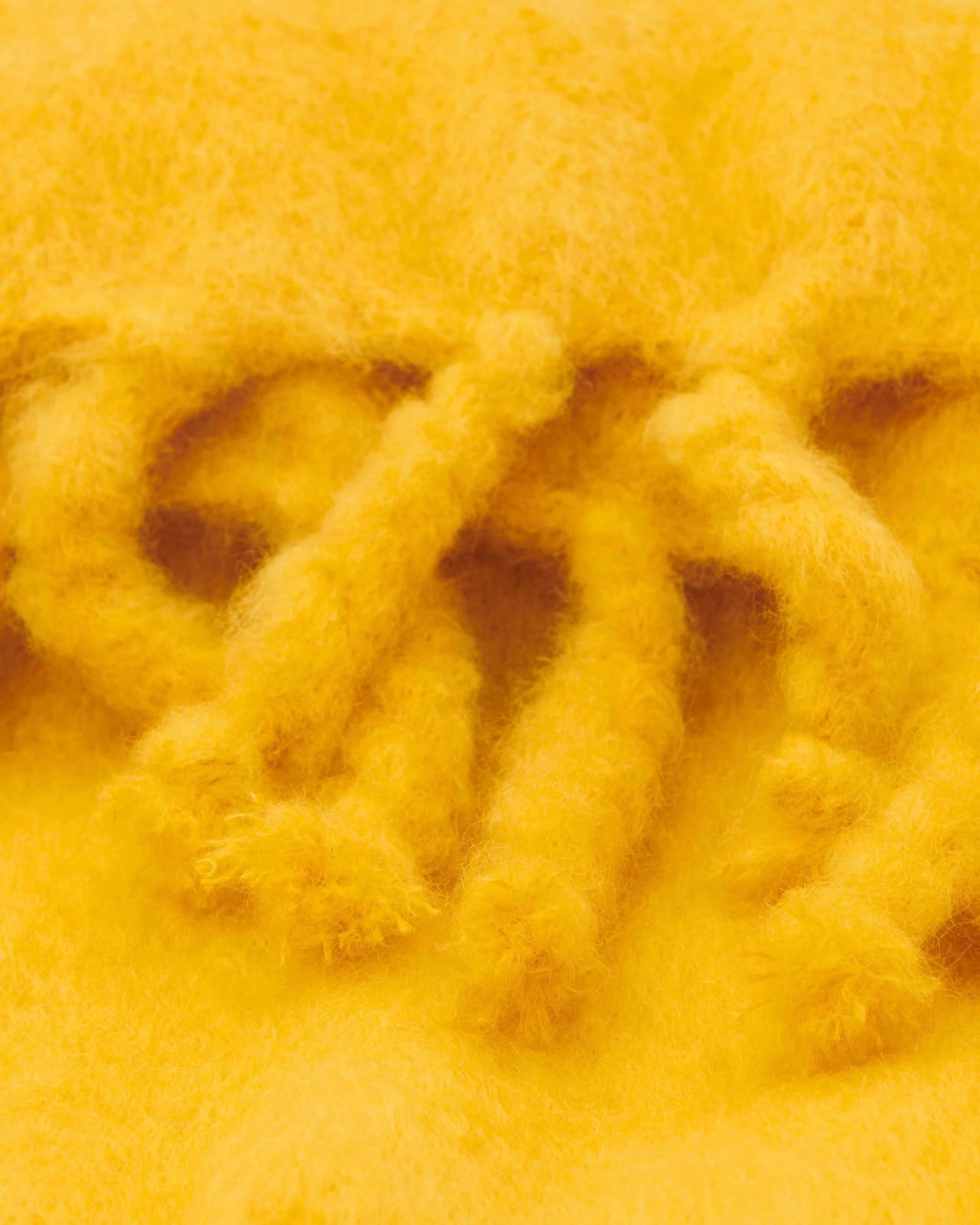 Tekla, Le Corbusier Mohair Blanket / Jaune – Vibrant yellow