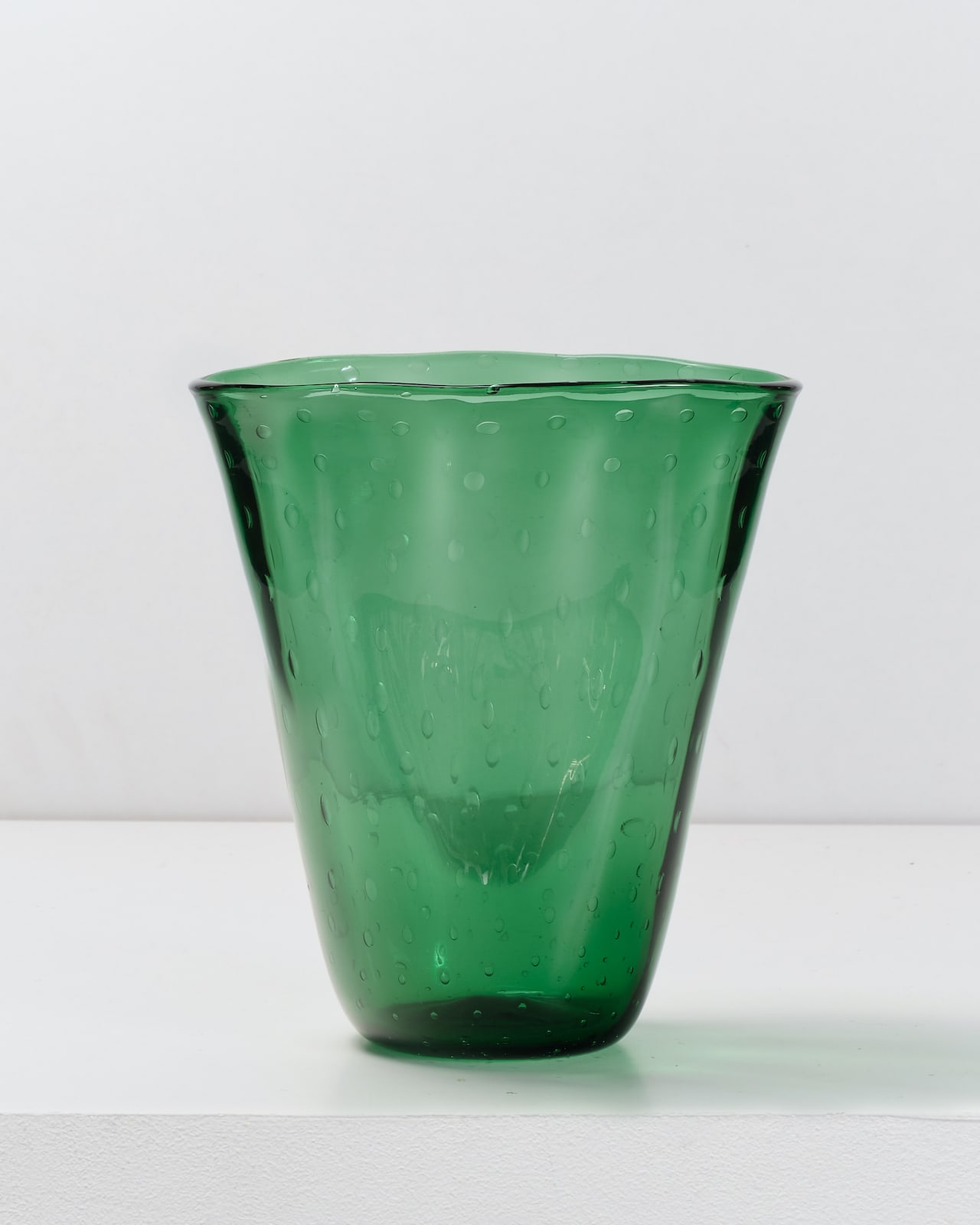 Bullicante, Green oval vase