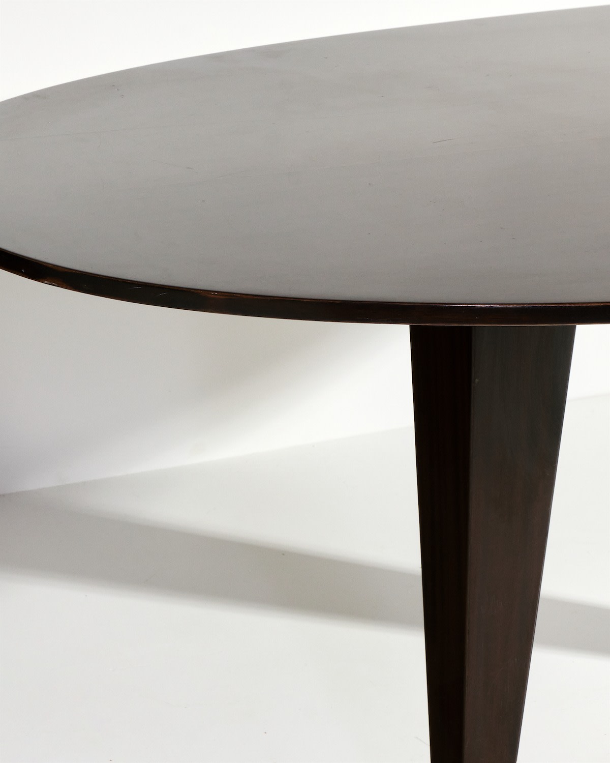 Osvaldo Borsani, Dining table