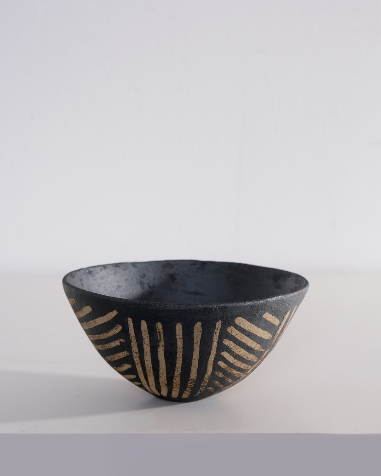 Jane Kite, Decorative Resist Brushwork Bowl (Criss Cross Stripe)