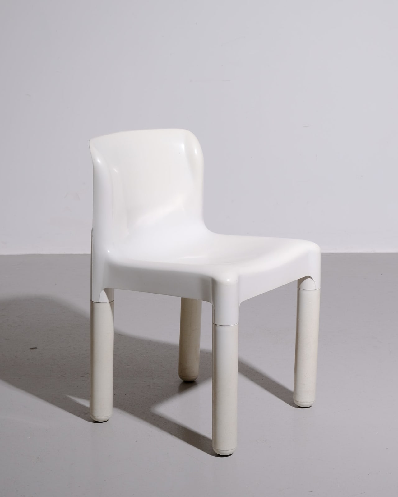 Carlo Bartoli, White '4875' Chair