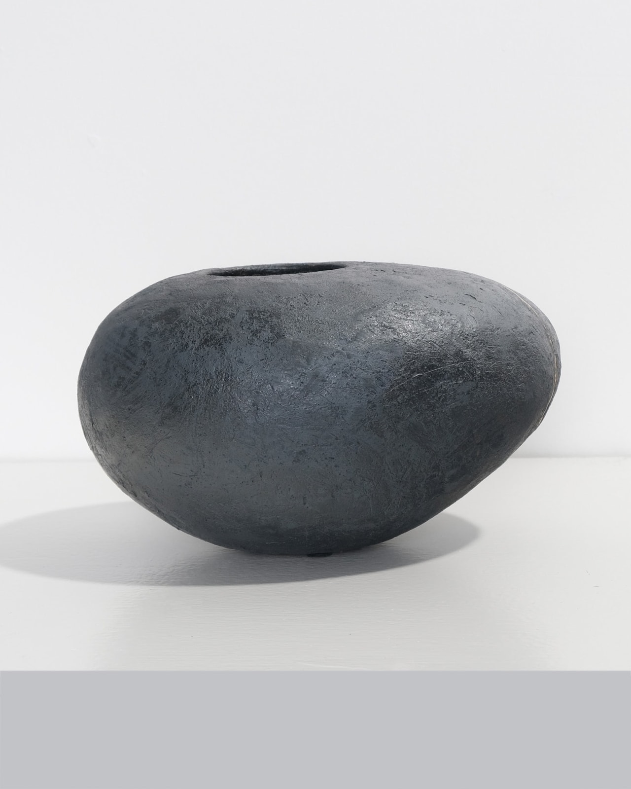 Jane Kite, Asymmetrical Vessel with Line