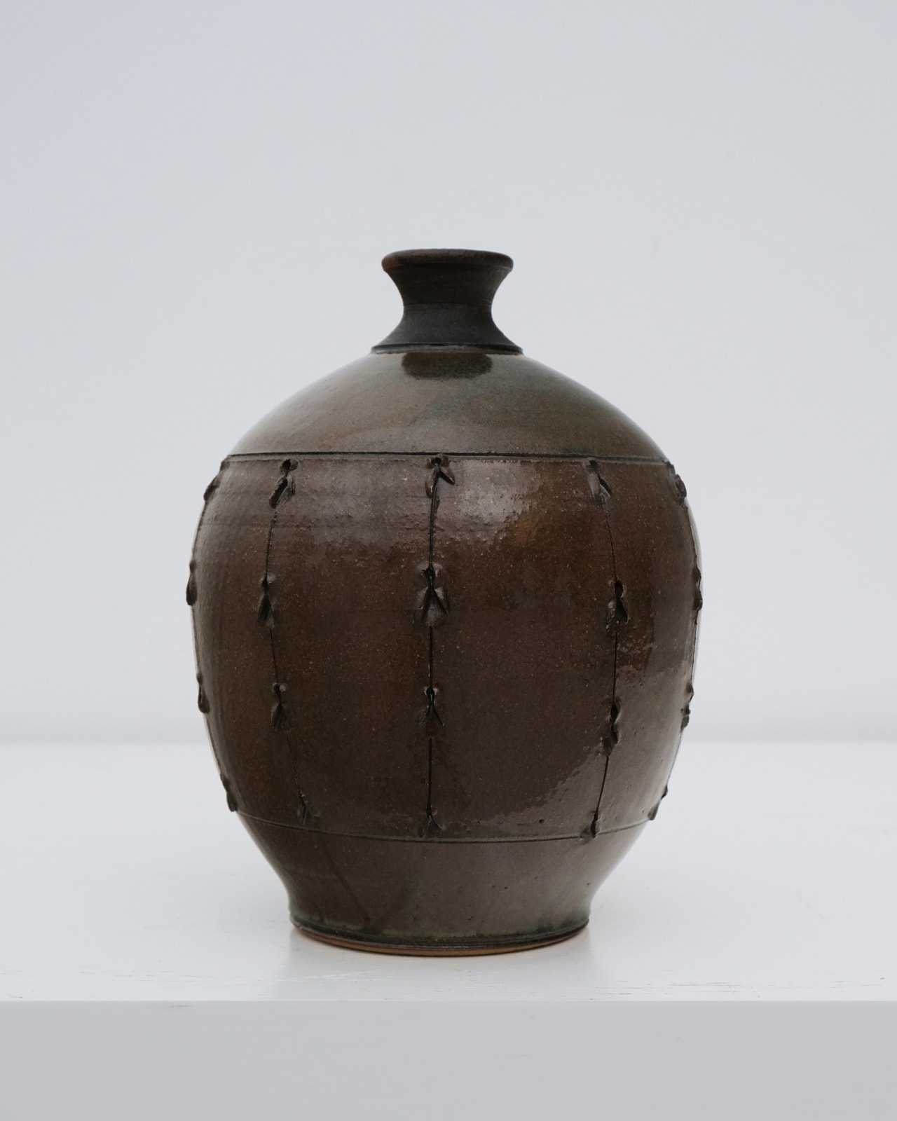 Chris Bramble, Ovoid Vase