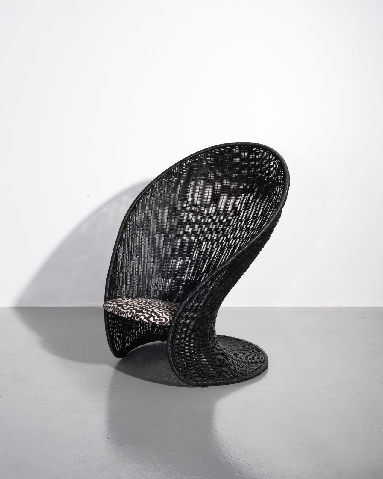 8 Holland Street x Desmond & Dempsey, Vittorio Bonacina Model '872' armchair