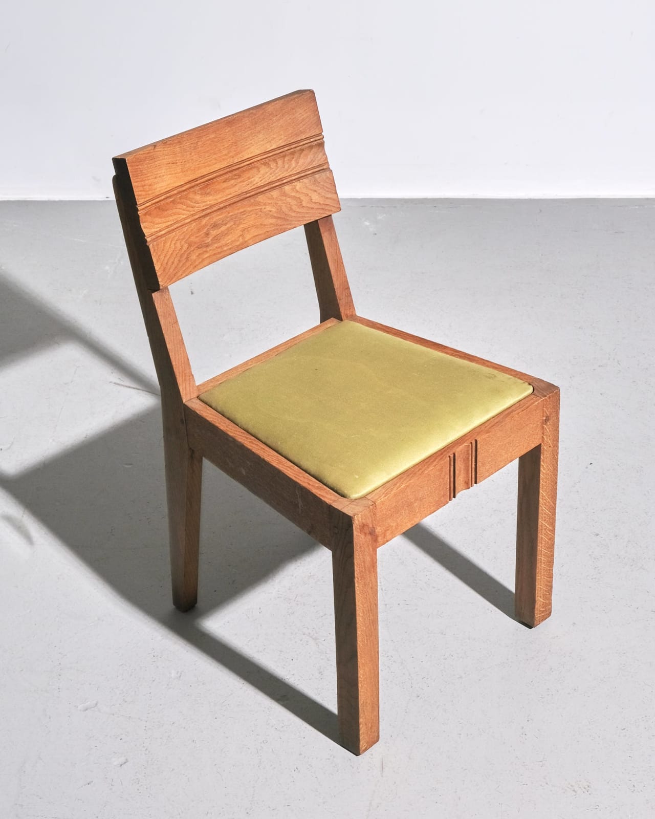 French, Set of Six Oak Dining chairs