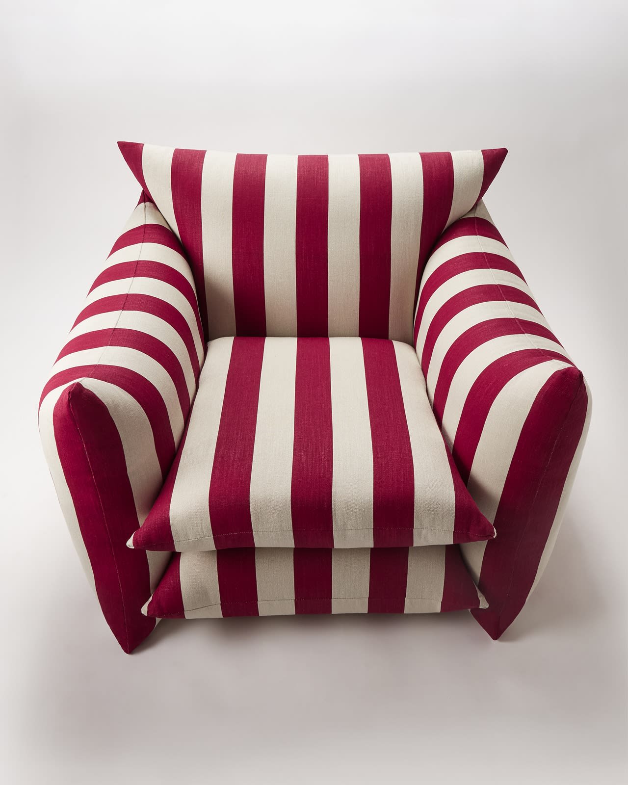 Buchanan roll shop arm chair