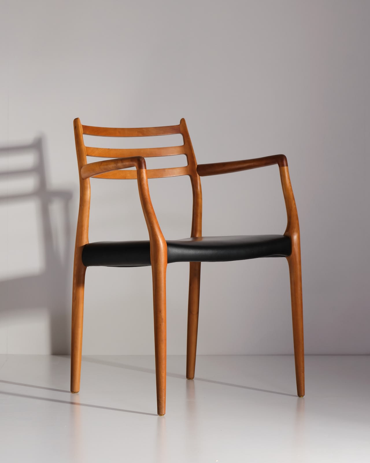 Otto moller chairs outlet