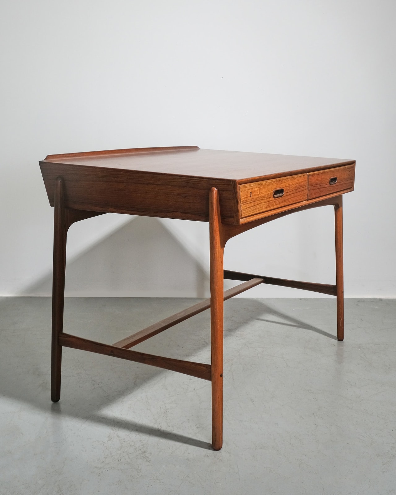 Svend Aage Madsen, Writing Desk Model '200'