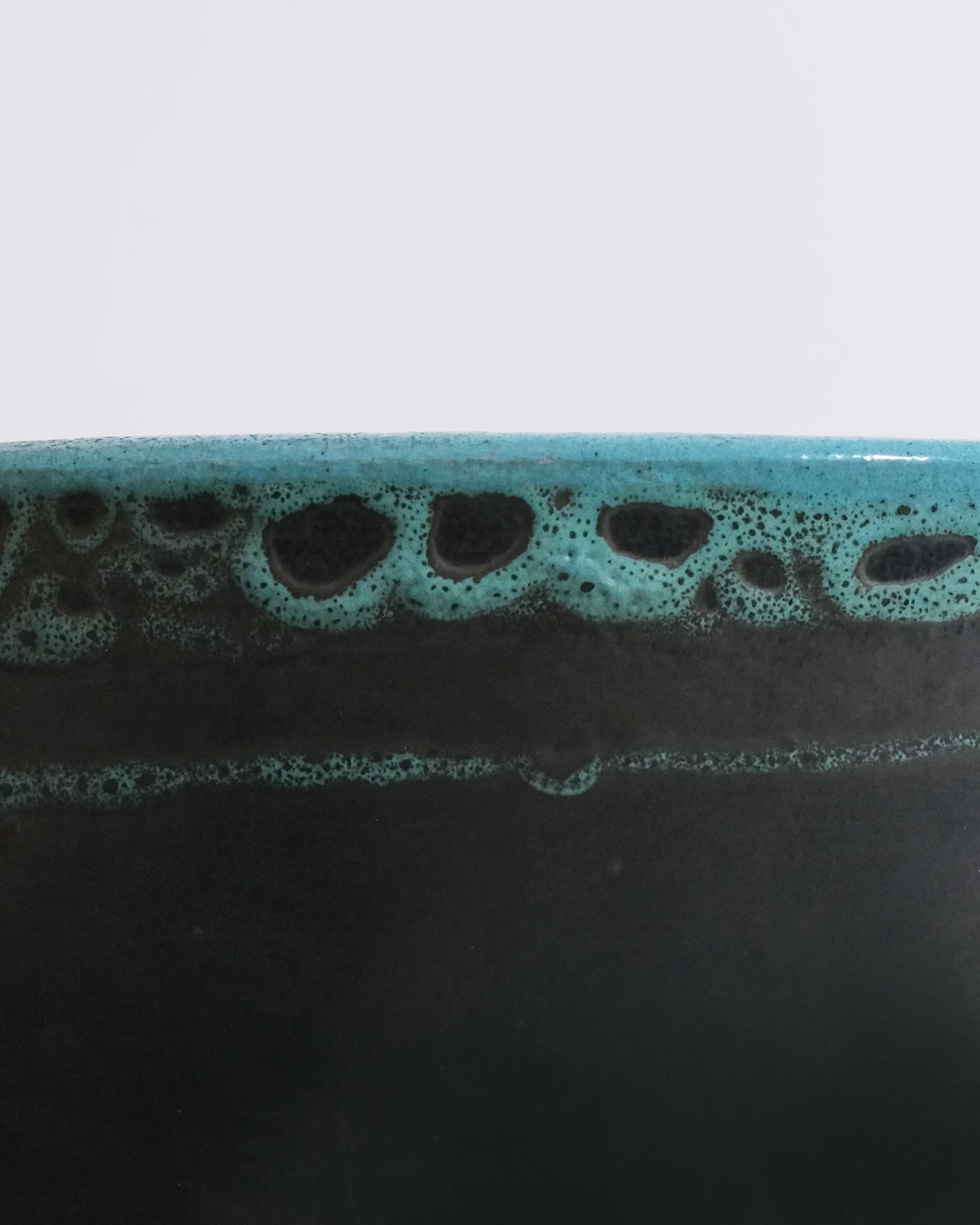 Attributed to Guillerme et Chambron, Ceramic Tripod Table Lamp