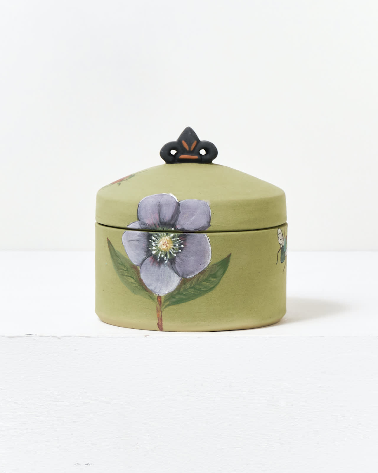Charlotte McLeish, Lidded pot with flowers