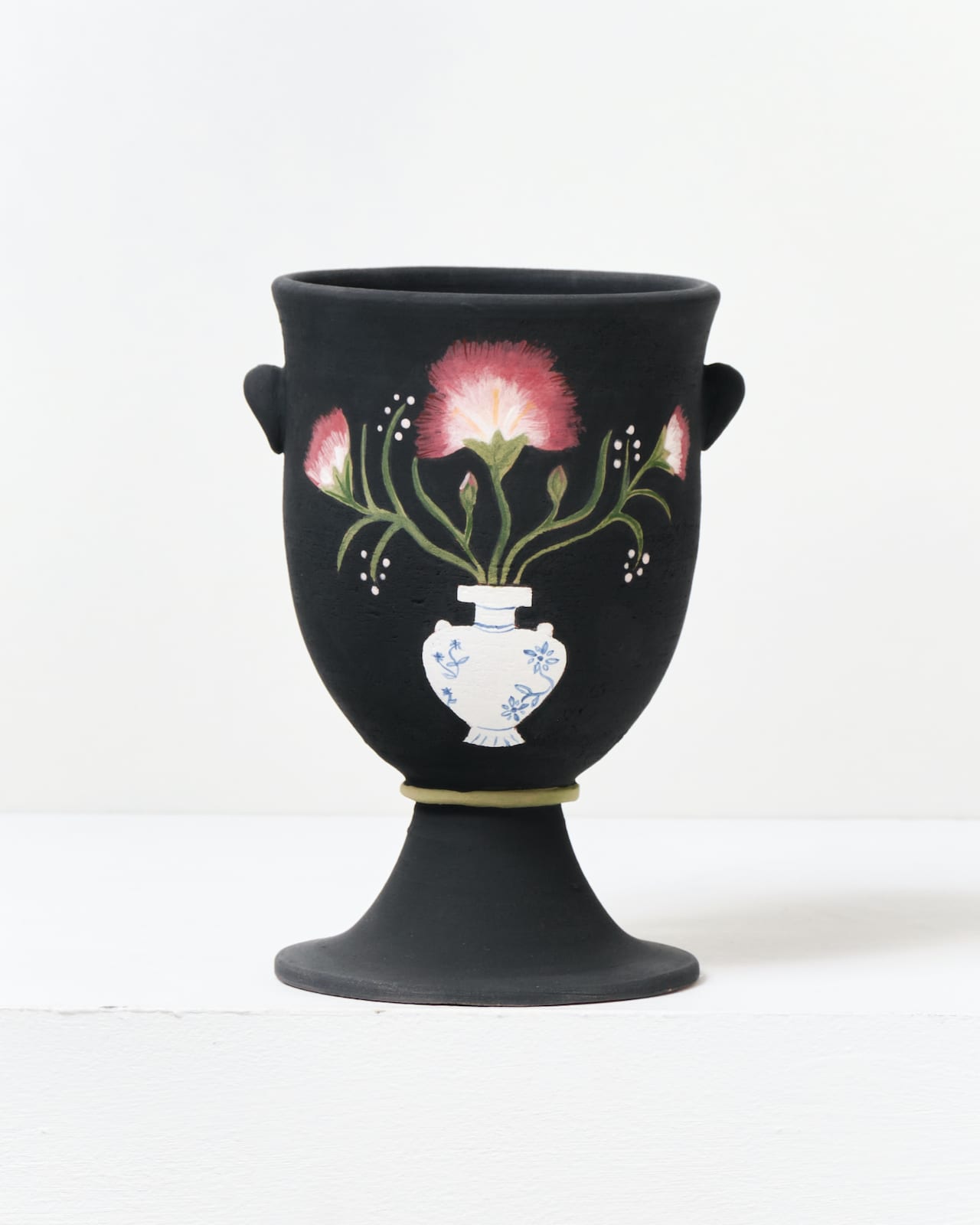 Charlotte McLeish, Vase with flowers