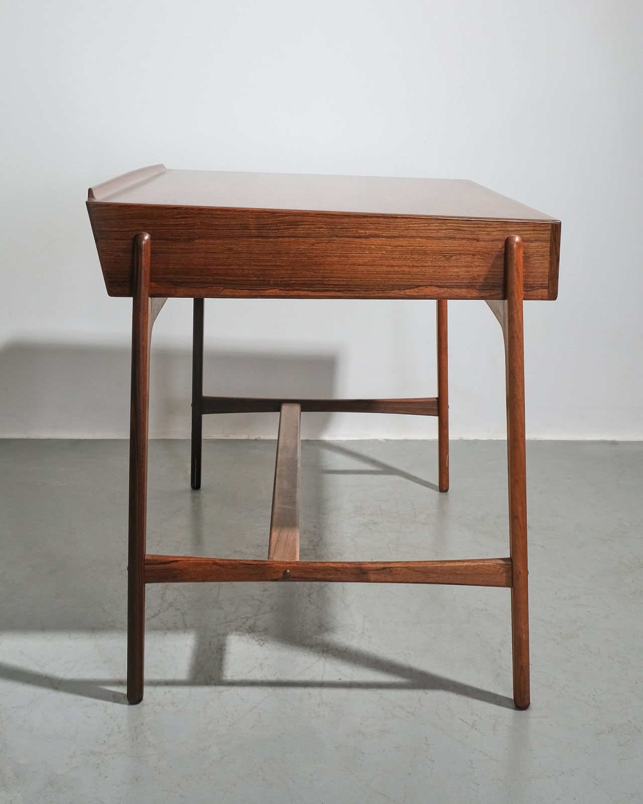 Svend Aage Madsen, Writing Desk Model '200'