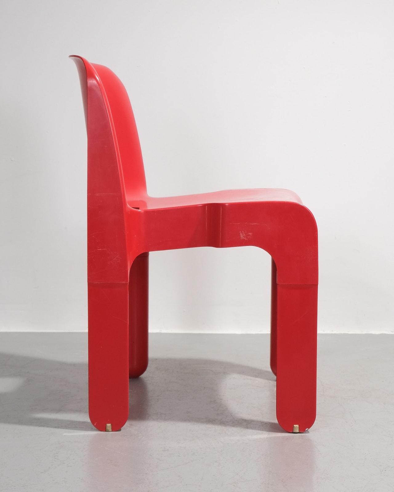 Joe Colombo, Red Model 4867 Universale Chair
