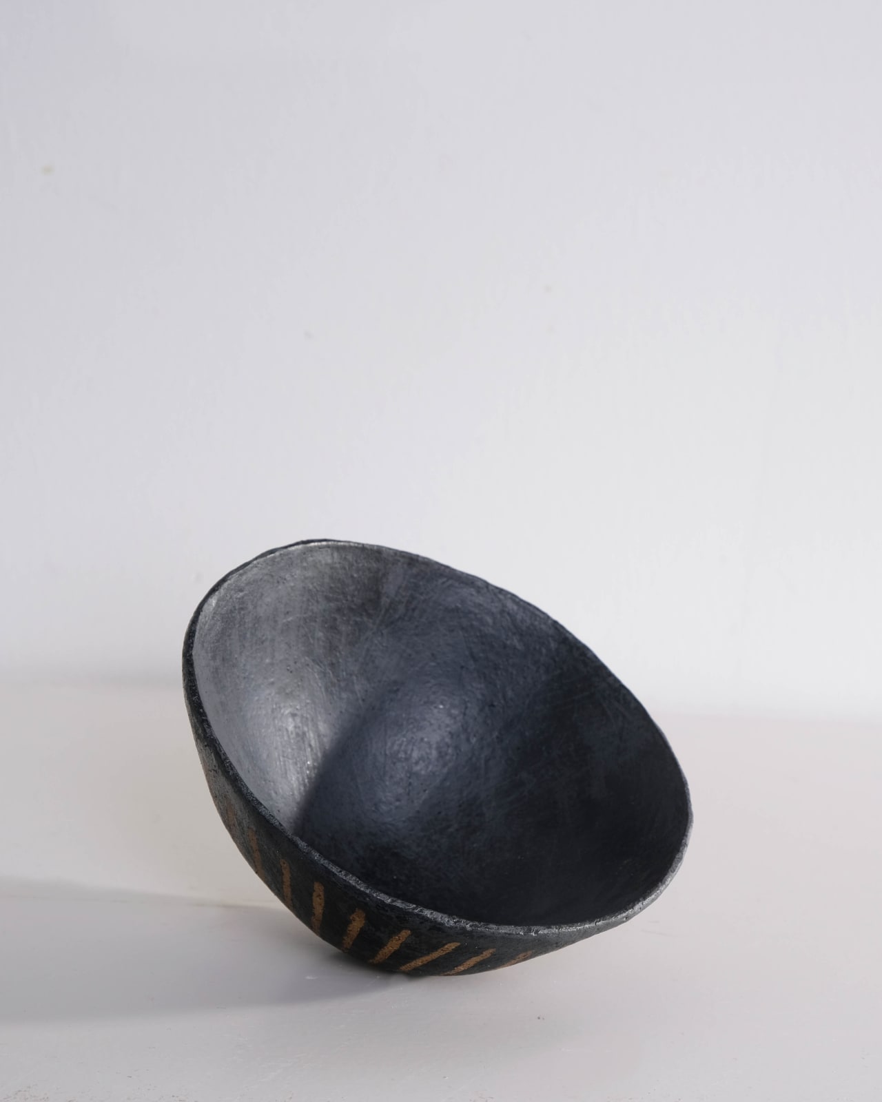 Jane Kite, Decorative Resist Brushed Bowl (Central Vertical Stripe)