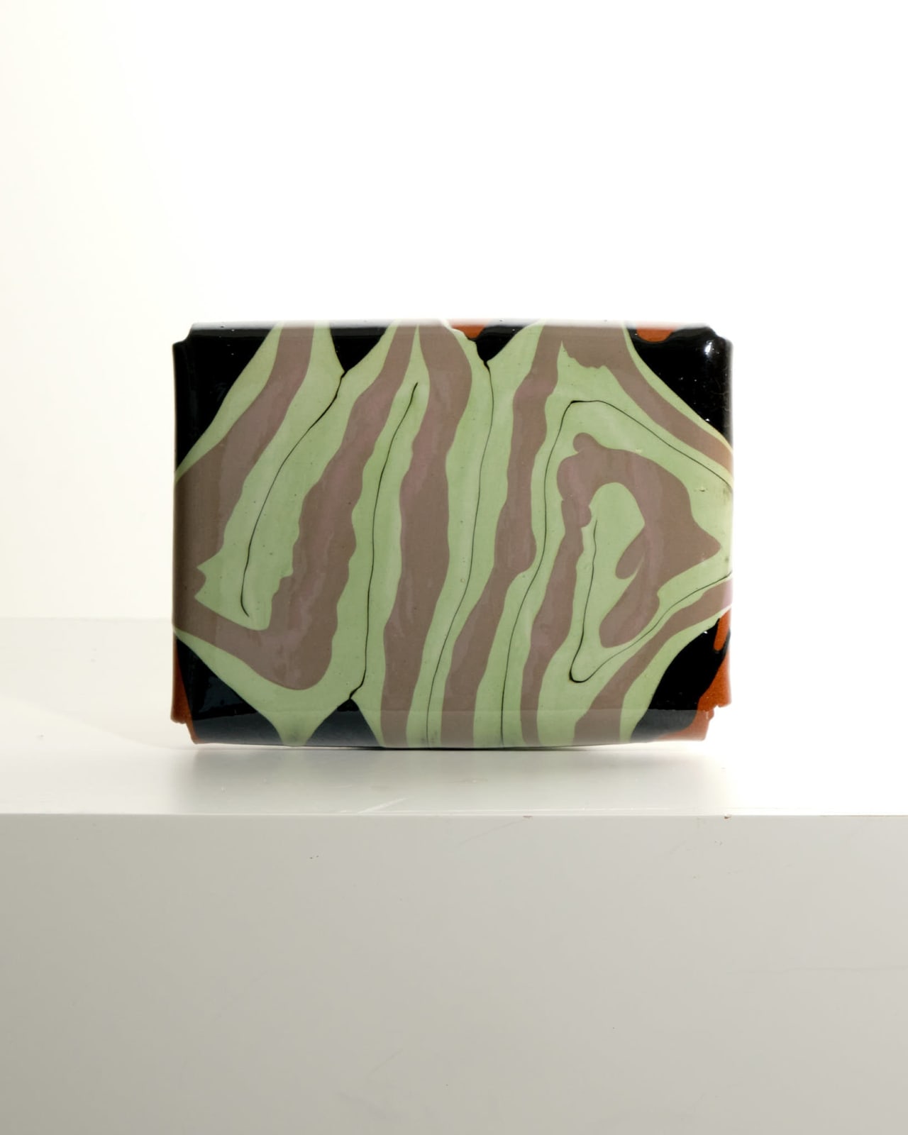 Nicola Tassie, Slip Pillow