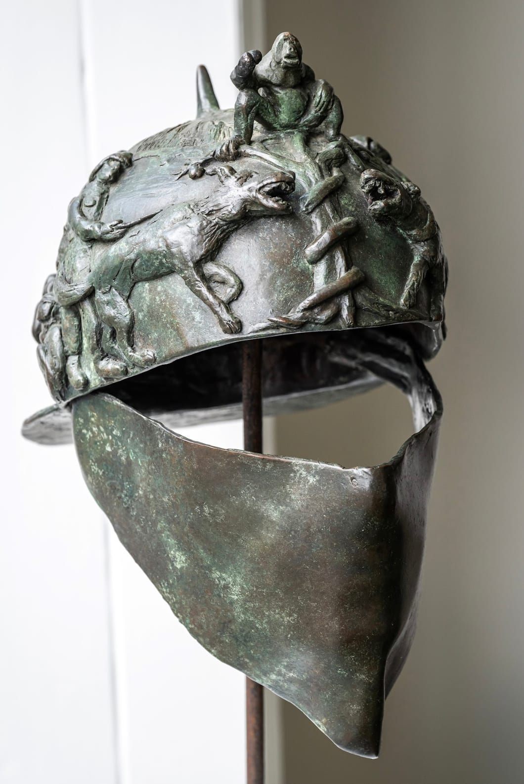 Amata Benedict, Helmet Of Discontentment