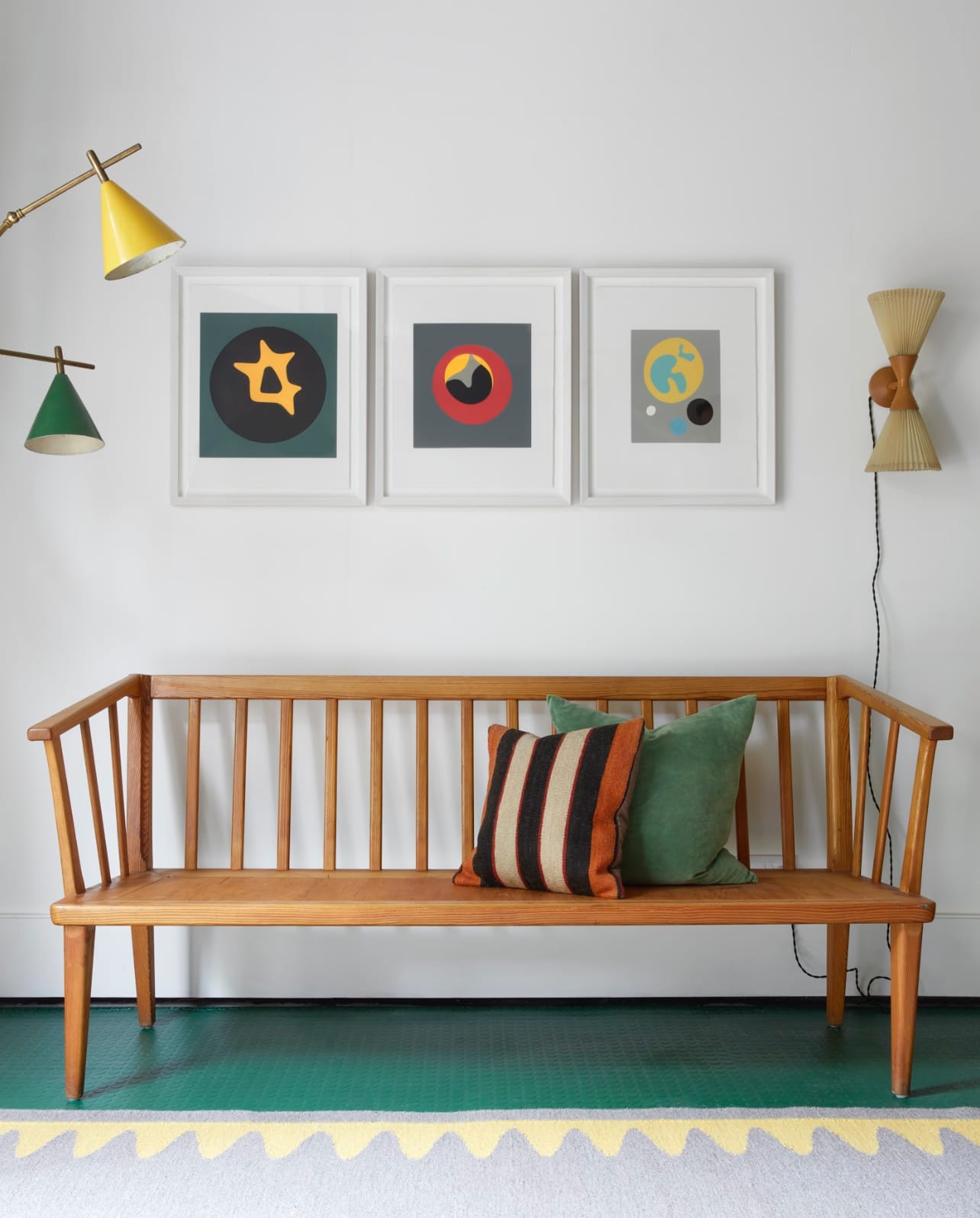 Jean Arp, Le Soleil Recerclé, L.Broder, Paris II