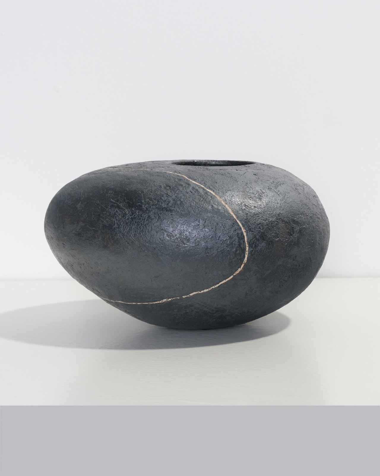 Jane Kite, Asymmetrical Vessel with Line