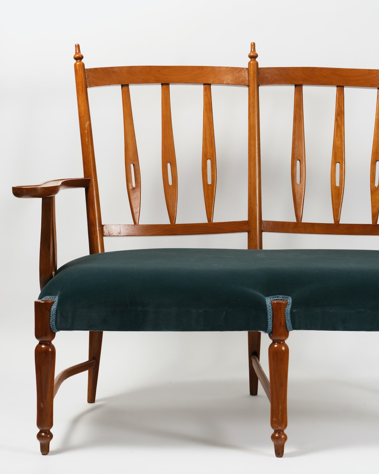 Nino Zoncada, Sofa