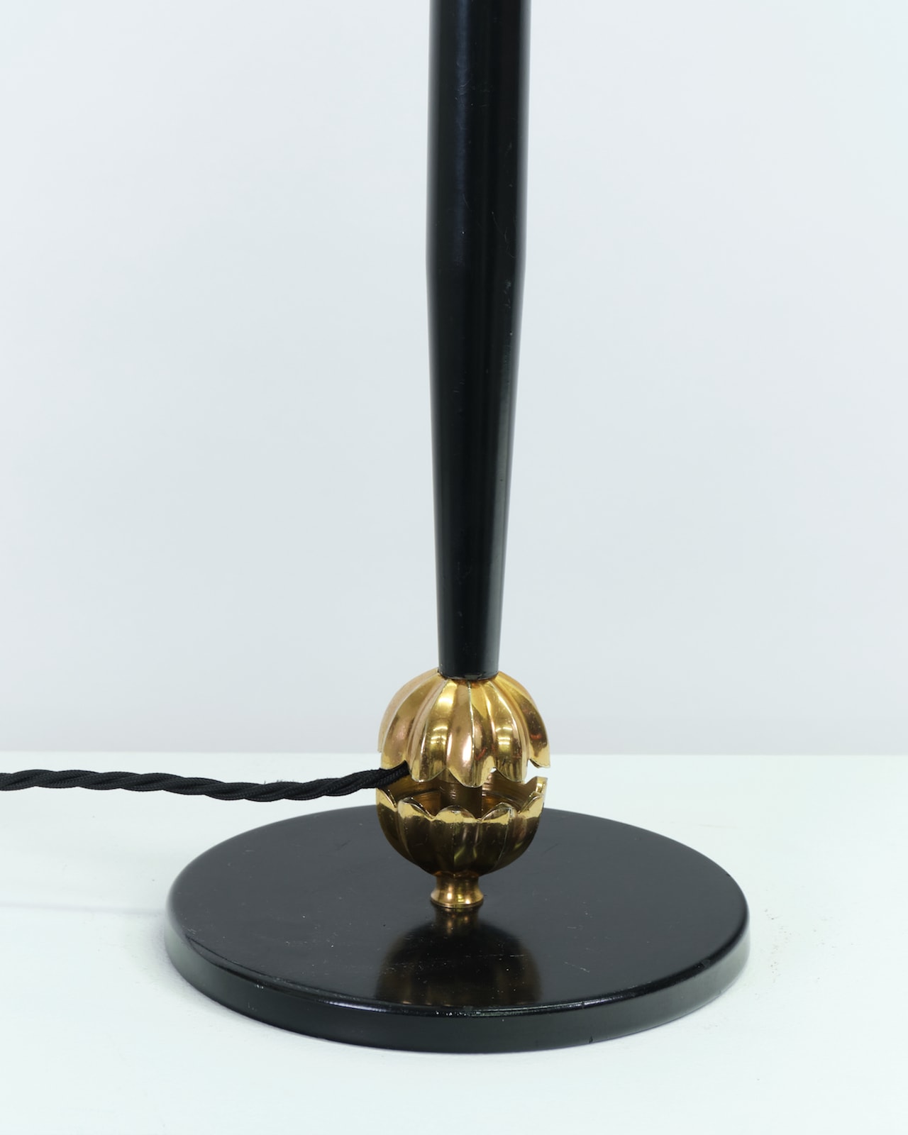 French, Table lamp