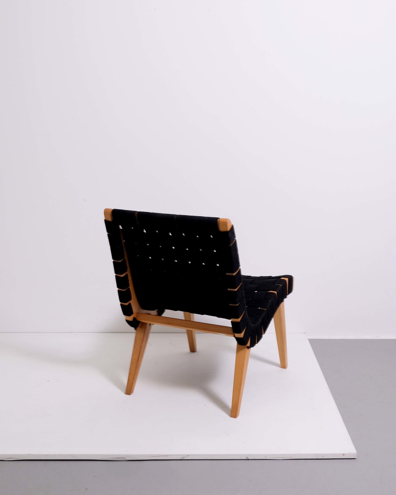 Jens Risom, Risom Lounge Chair