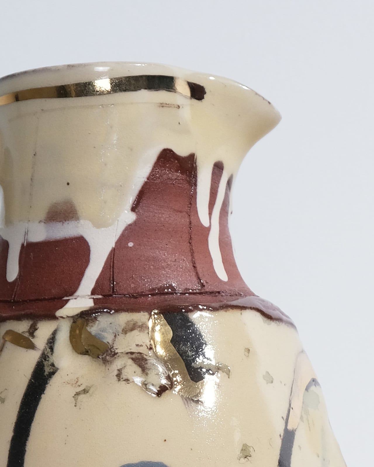 Camille Biddell, Harvest Jug I (white with gold star)