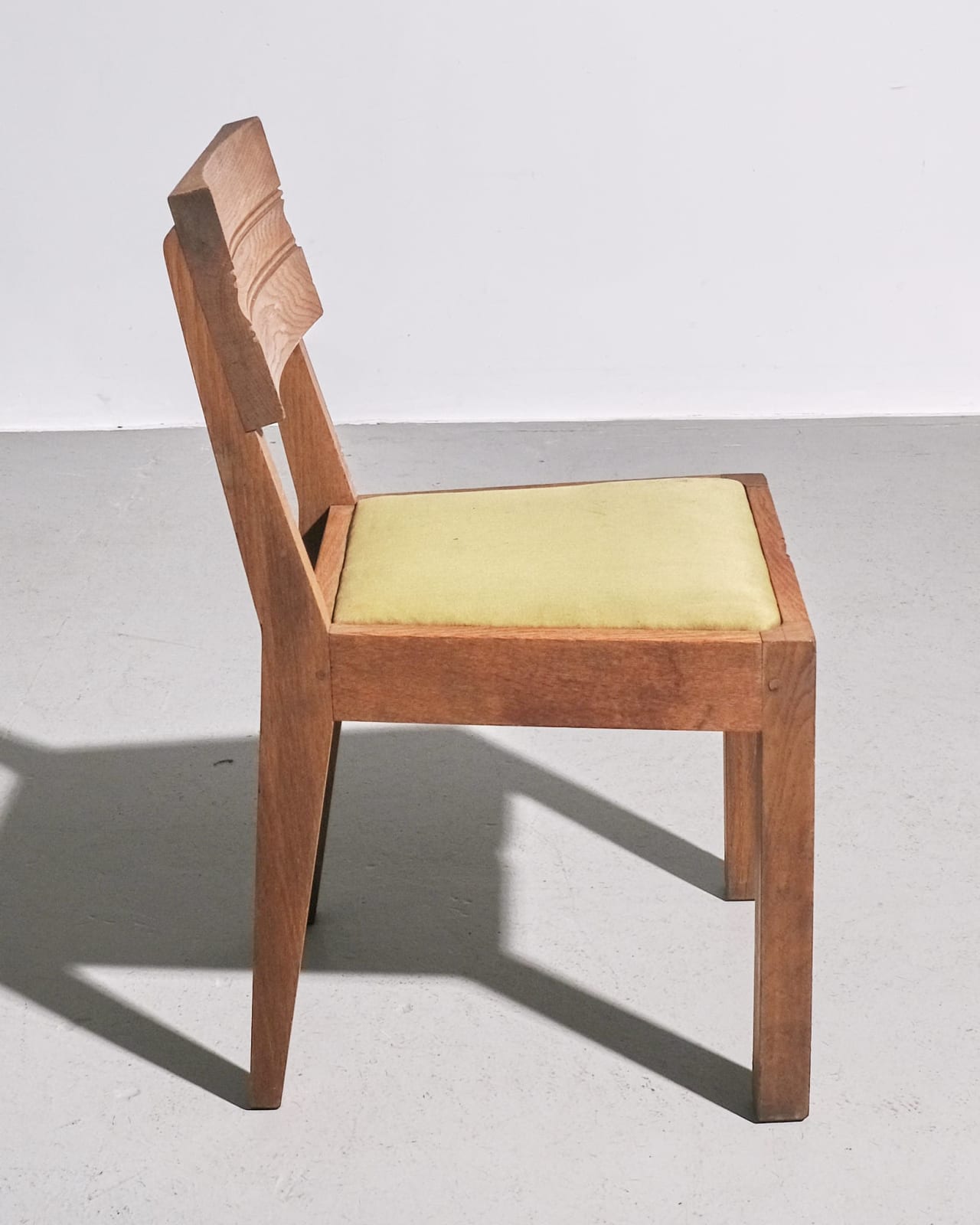 French, Set of Six Oak Dining chairs