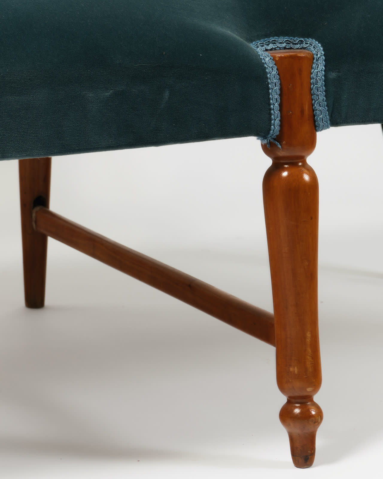 Nino Zoncada, Sofa