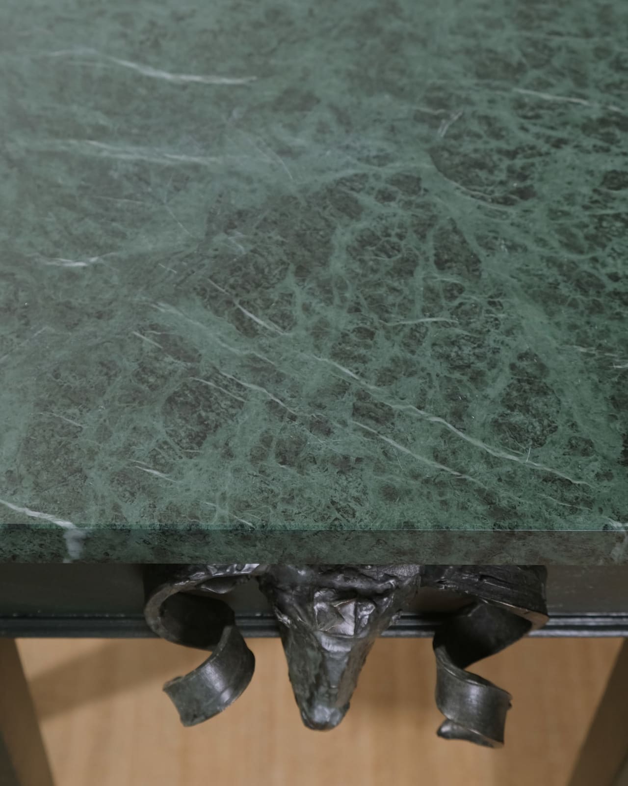 Amata Benedict, Ram Console Table